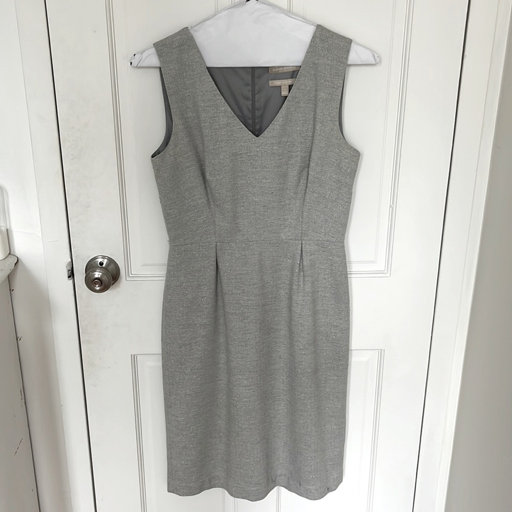 Banana Republic size 6 lined gray glimmer dress